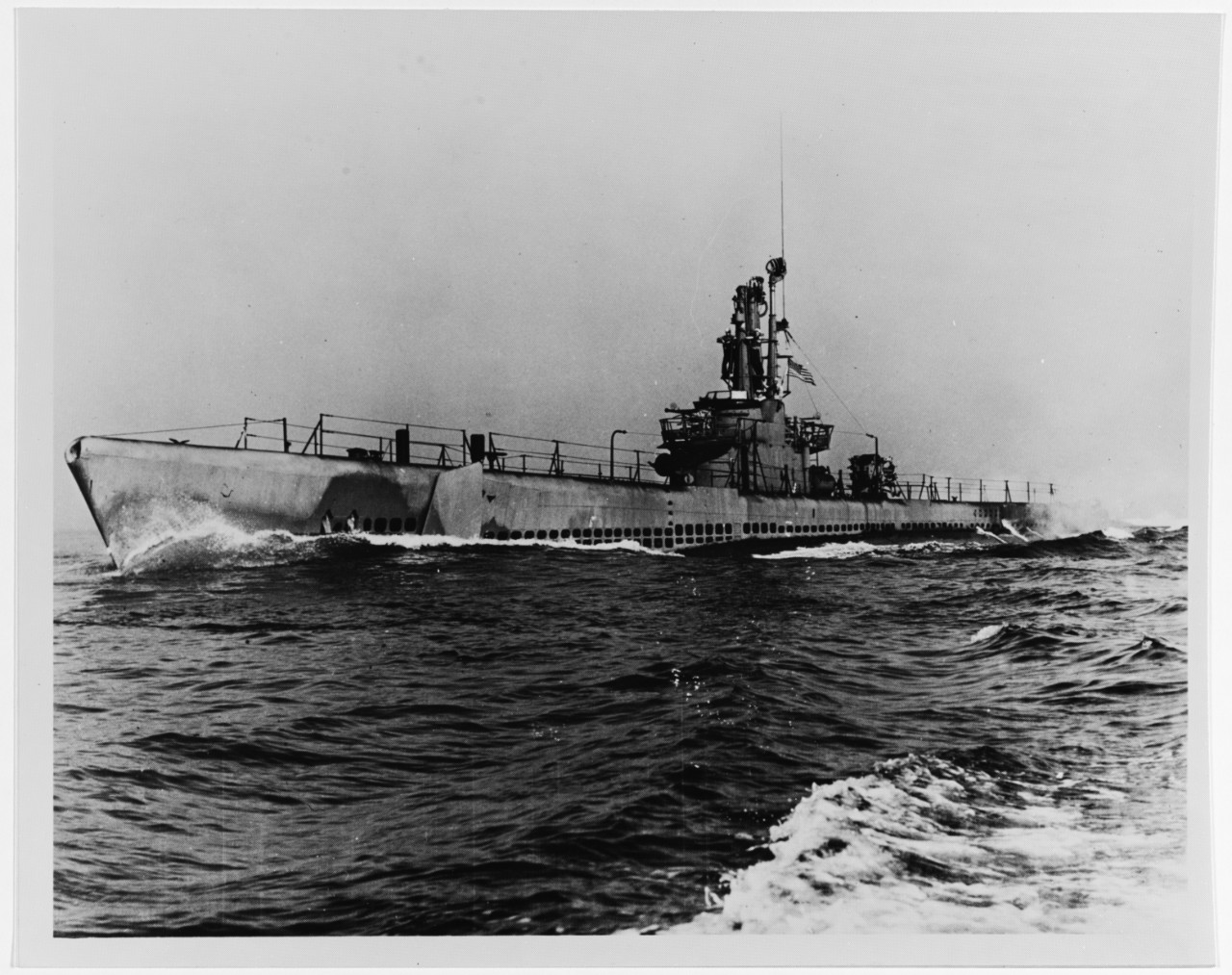 USS PIPER (SS-409)