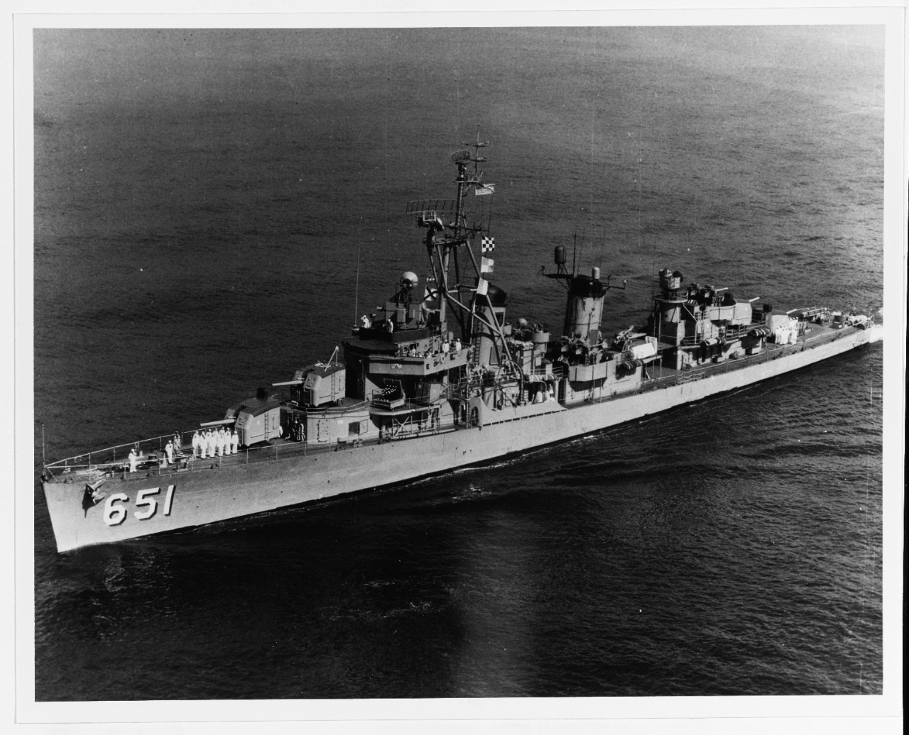 USS COGSWELL (DD-651)