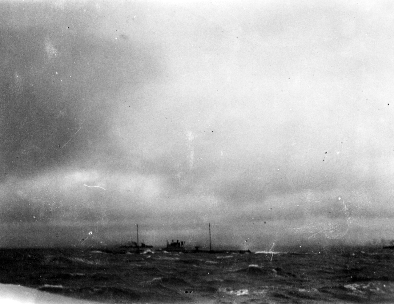Unidentified German submarine at sea in about 1915-1916
