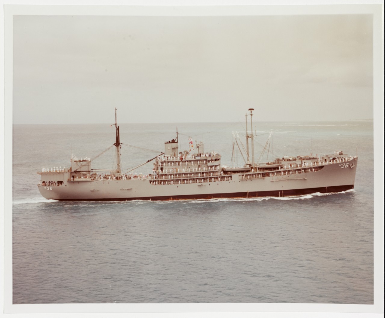 USS BRYCE CANYON (AD-36)