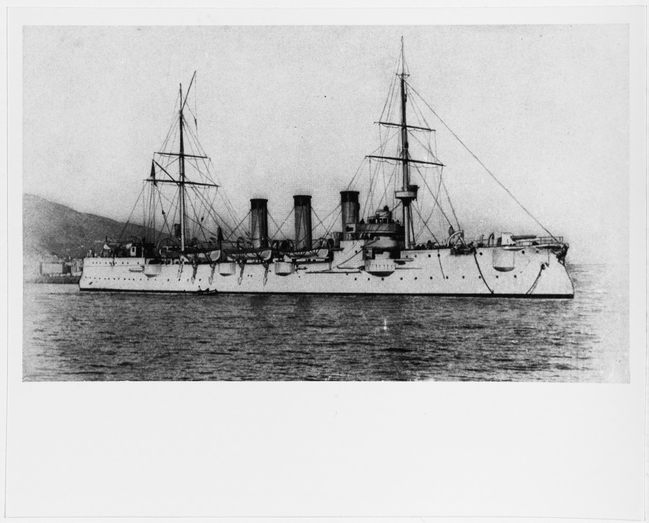 BOYARIN (Russian Protected Cruiser, 1901-04)