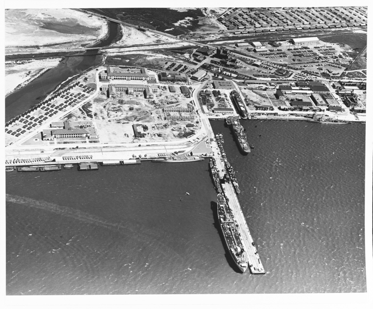 Destroyer base, San Diego