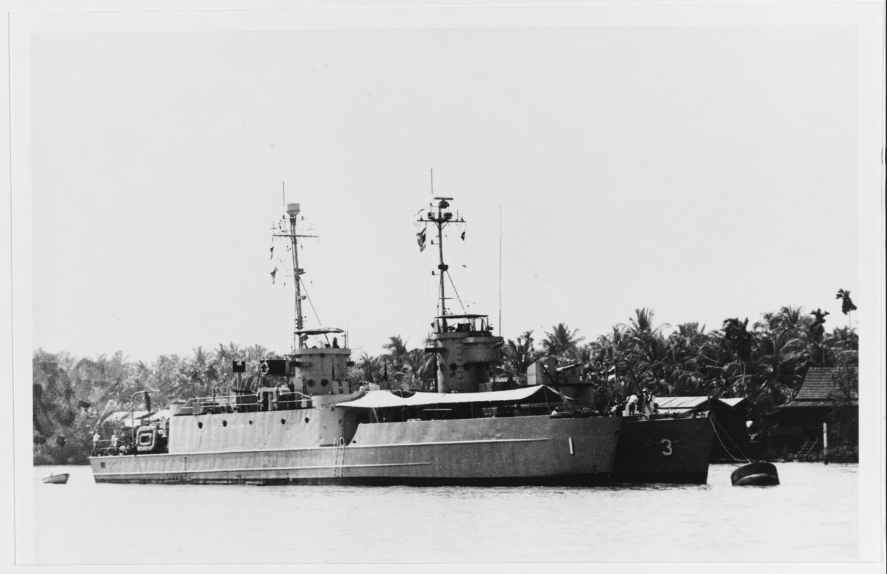 PRAB (ex- U.S. Navy LSI (M)-670), outboard, and NAKHA (ex- U.S. Navy LSSL-102)