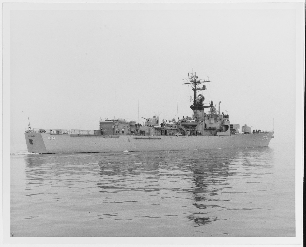 Photo #: NH 96758  USS Bradley (DE-1041)
