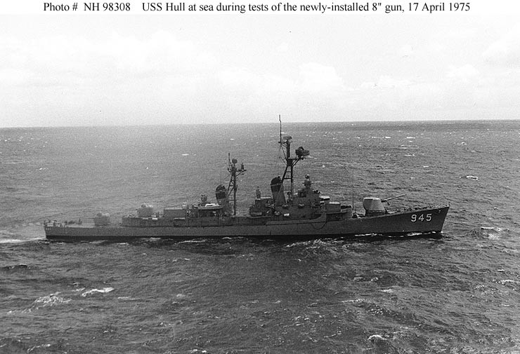 Photo #: NH 98308  USS Hull (DD-945)