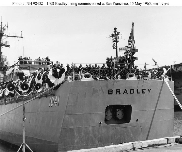 Photo #: NH 98432  USS Bradley (DE-1041)