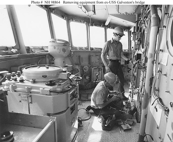 Photo #: NH 98864  Removing equipment from ex-USS Galveston (CLG-3)
