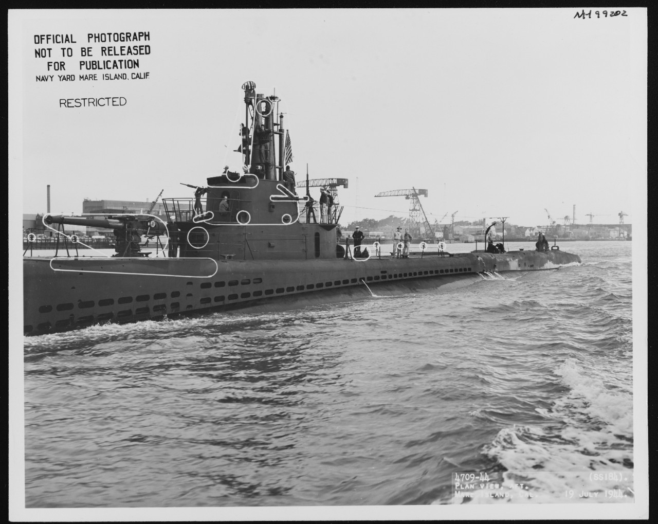 Photo #: NH 99202  USS Skipjack