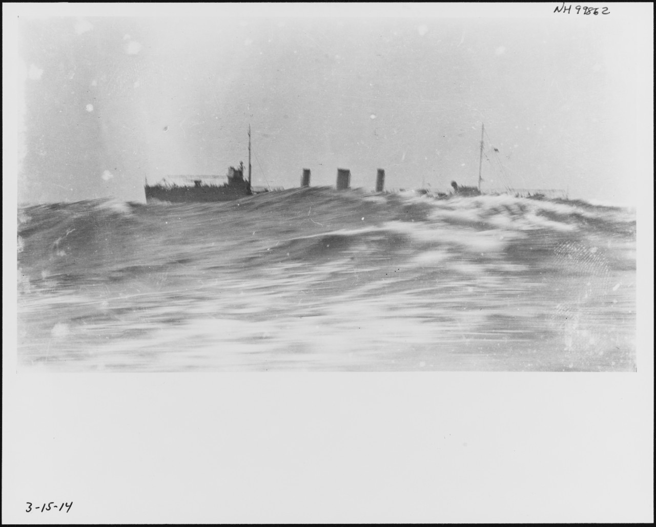 Photo #: NH 99862  Destroyer underway at sea, 15 March 1914
