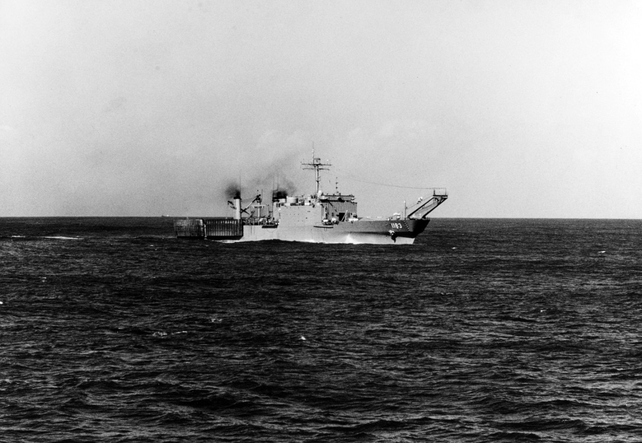 USS PEORIA (LST-1183)