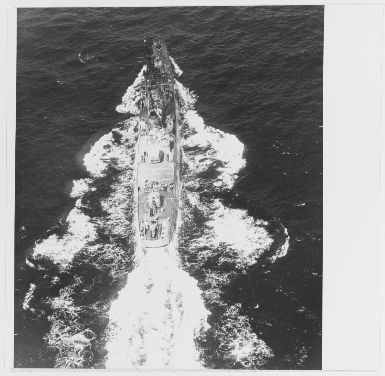 USS DAVIS (DD-937)