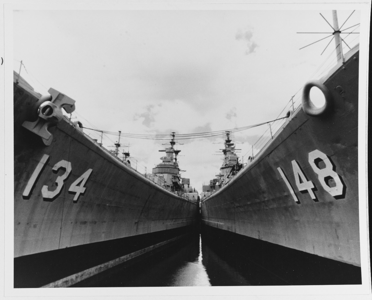 USS DES MOINES (CA-134) and USS NEWPORT NEWS (CA-148)