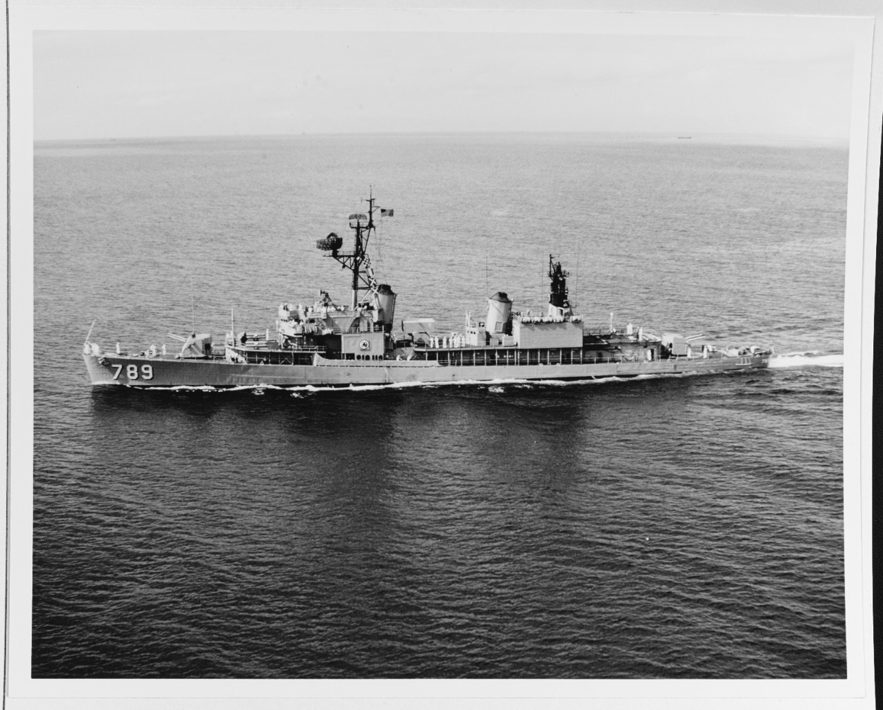 USS EVERSOLE (DD-789)