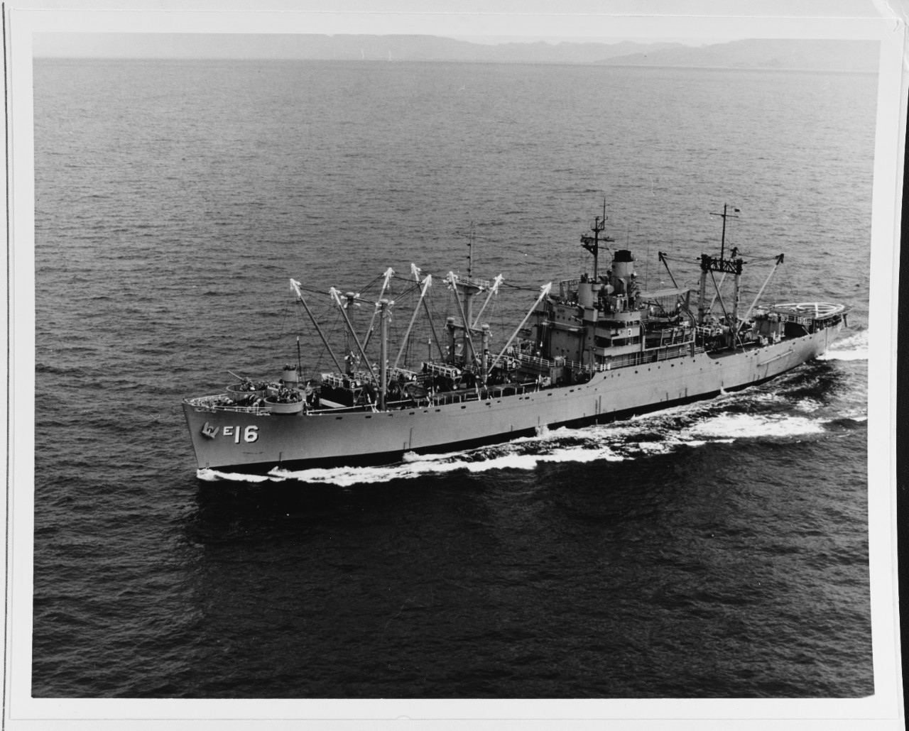USS MOUNT KATMAI (AE-16)