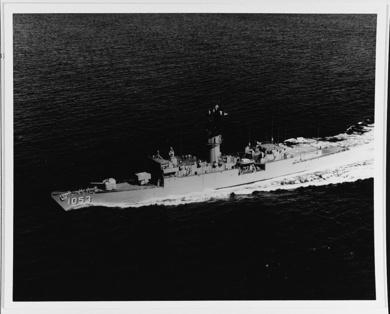 USS ROARK (DE-1053)