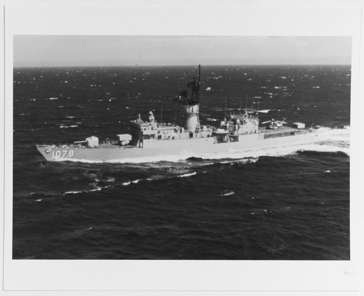 USS JOSEPH HEWES (DE-1078)