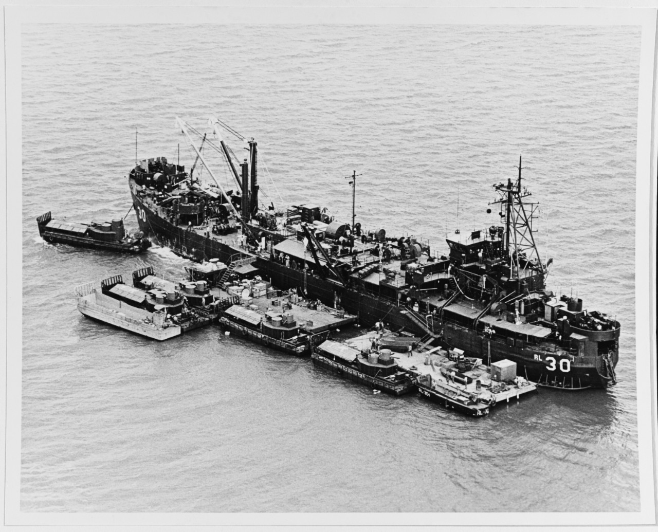 Landing craft repair ship USS ASKARI (ARL-30), Vietnam