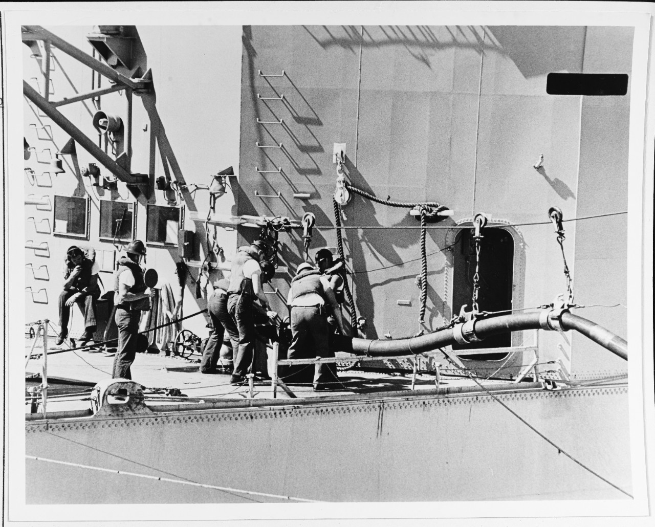 USS BRONSTEIN (DE-1037) crewmembers