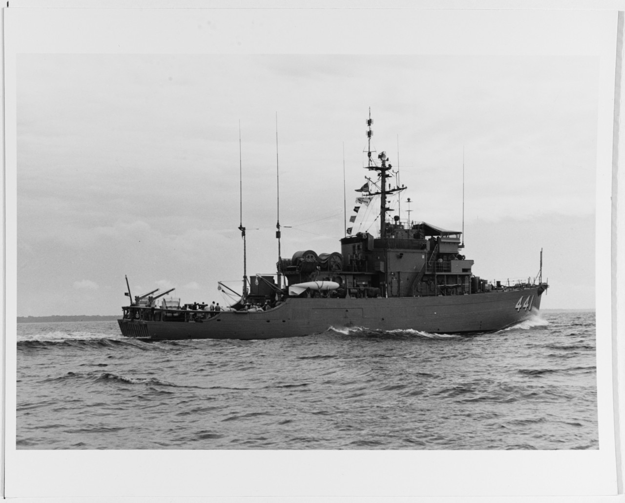 USS EXULTANT (MSO-441)