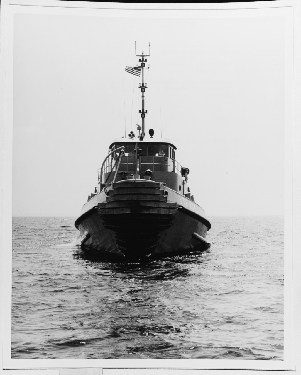 USS AHOSKIE (YTB-804)