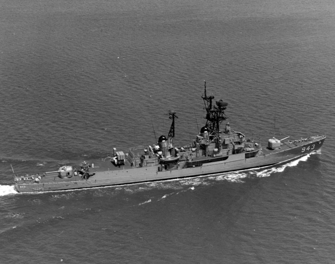 USS BLANDY (DD-943)
