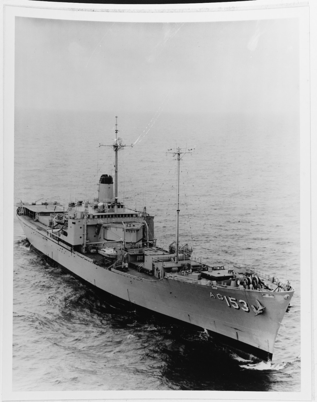 USS COMPASS ISLAND (AG-153)