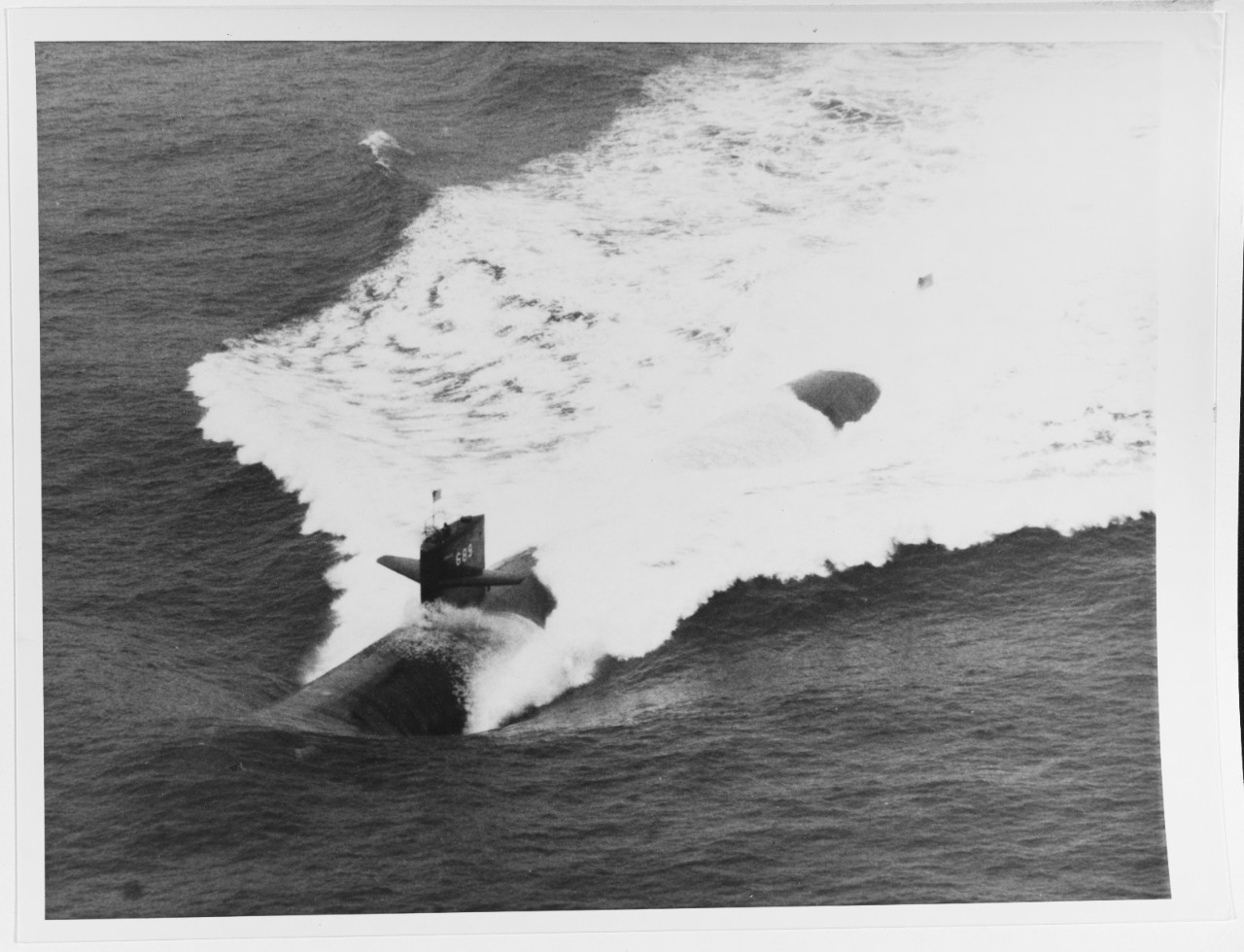 USS BATON ROUGE (SSN-689)