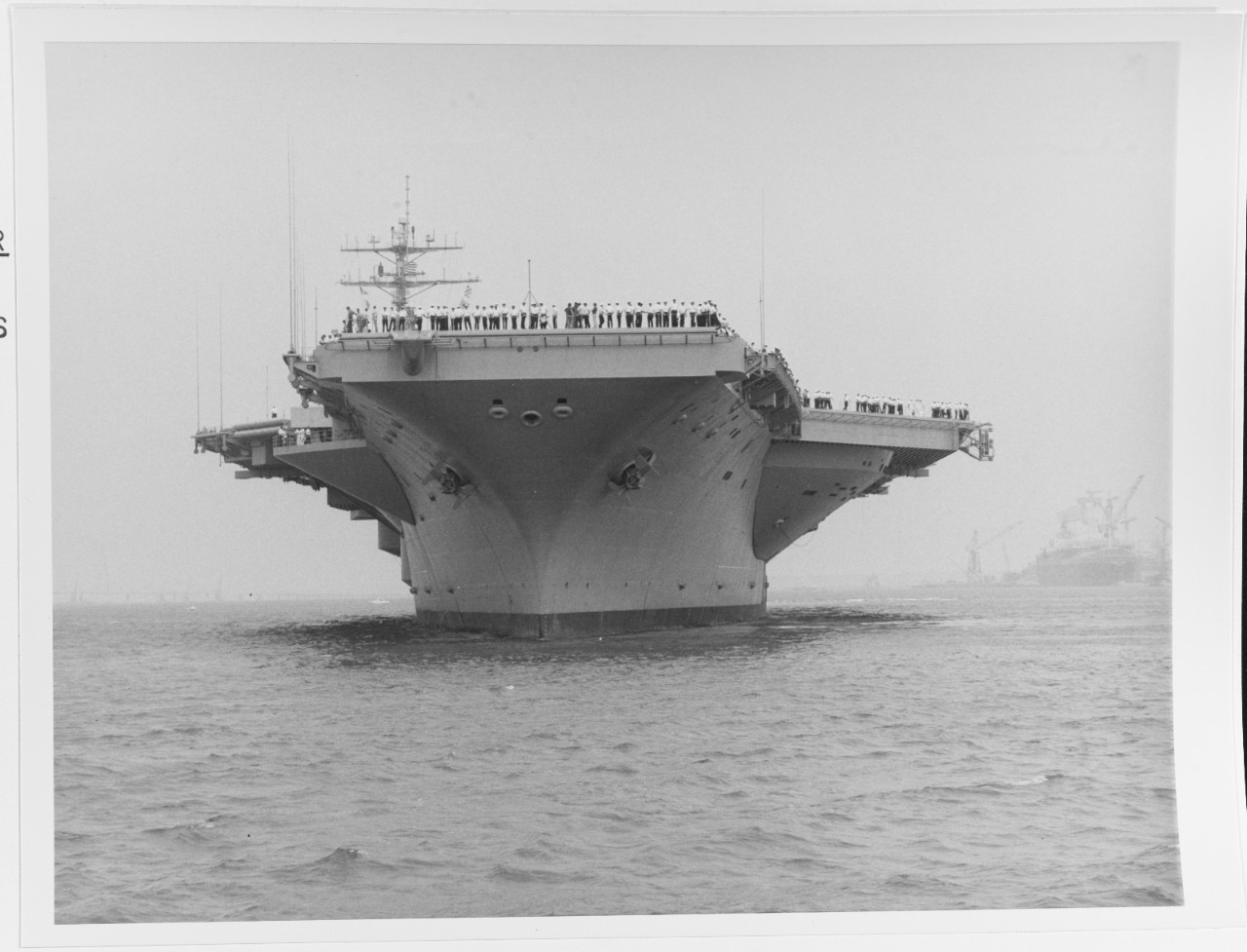USS DWIGHT D. EISENHOWER (CVN-69)