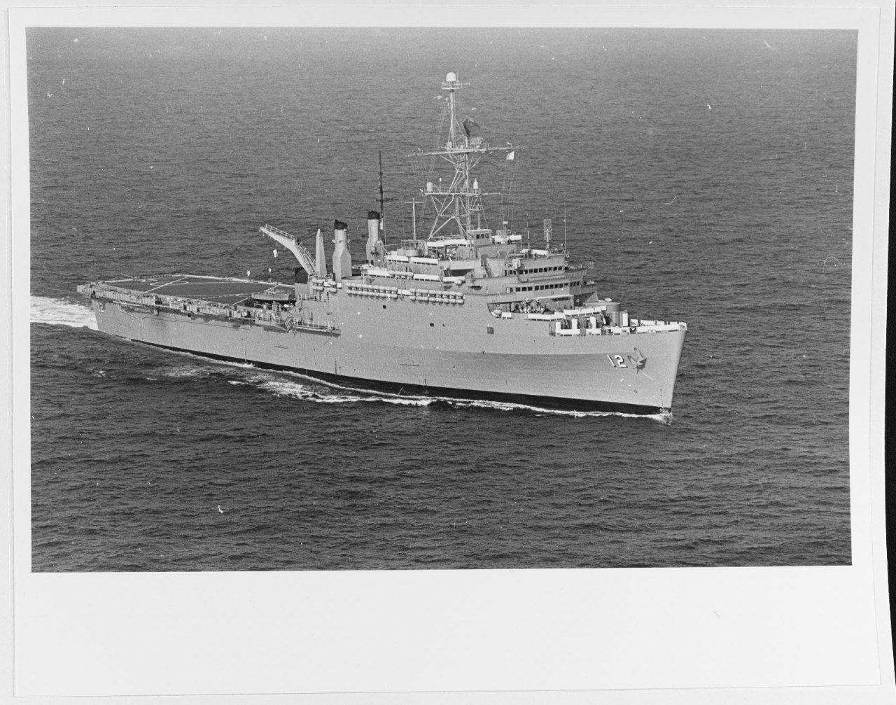 USS SHREVEPORT (LPD-12)