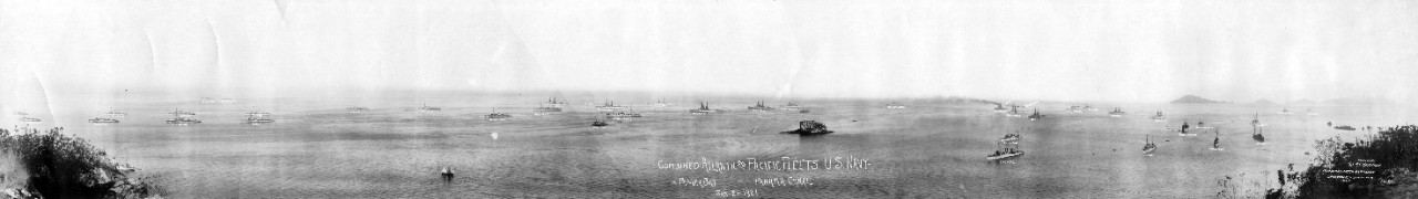Oversize panoramic of the combined Atlantic & Pacific Fleets in Panama Bay, Panama Canal, January 21, 1921 (ships are identified on image).