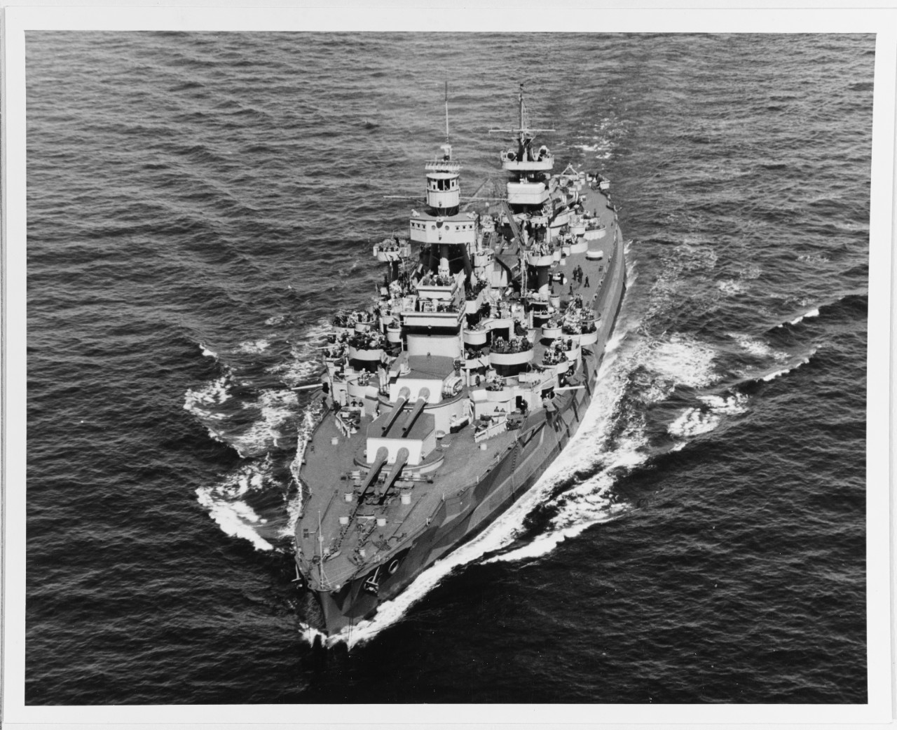 80-G-229753 USS Arkansas (BB-33)